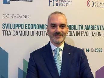 Biscaro Cngegl Con 1 euro investito nel settore delledilizia un ritorno di 3.30 euro Biscaro Cngegl Con 1 euro investito nel settore delledilizia un ritorno di 3.30 euro