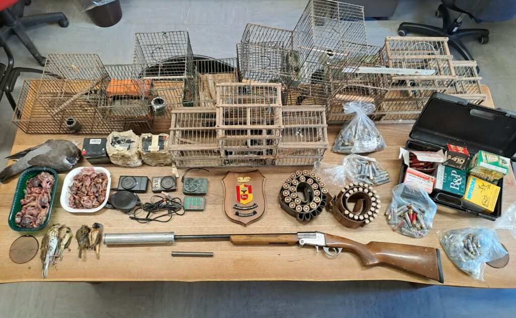 Bracconaggio e maltrattamento di animali doppio intervento della Polizia Provinciale a Palosco e Foresto Sparso Bracconaggio e maltrattamento di animali doppio intervento della Polizia Provinciale a Palosco e Foresto Sparso