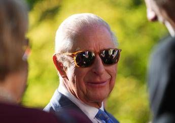 Buckingham Palace un ex maggiordomo rivela le regole non scritte di re Carlo