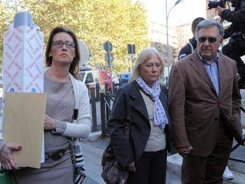 E morto Giovanni Cucchi padre di Stefano e Ilaria E morto Giovanni Cucchi padre di Stefano e Ilaria