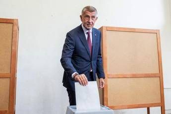Elezioni Repubblica Ceca risultati parziali exploit del populista Babis