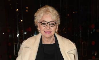 Enrica Bonaccorti torna sui social dopo lannuncio della malattia Non mi nascondero piu