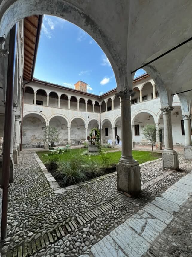 FB IMG 1761561705897 FB IMG 1761561705897