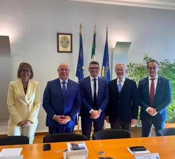 Ferrovie nasce il Food Express del Made in Italy e Cosenza e Bolzano viaggiano insieme Ferrovie nasce il Food Express del Made in Italy e Cosenza e Bolzano viaggiano insieme