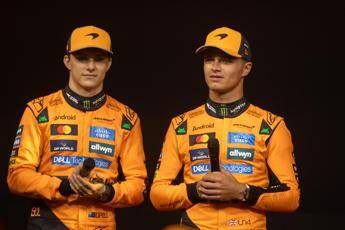 Formula 1 lotta McLaren per il titolo. Norris Ripercussioni per contatto Singapore Formula 1 lotta McLaren per il titolo. Norris Ripercussioni per contatto Singapore