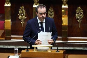 Francia Lecornu Riforma delle pensioni sospesa fino alle presidenziali Francia Lecornu Riforma delle pensioni sospesa fino alle presidenziali