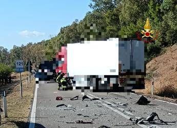 Grave incidente sulla Fondovalle dellAgri 4 morti nel Materano
