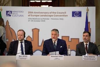 Il ministro Giuli la bellezza e un bene comune Il ministro Giuli la bellezza e un bene comune