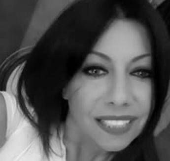 Imprenditrice italiana muore dopo intervento estetico in Turchia. Lo zio Ha contratto uninfezione Imprenditrice italiana muore dopo intervento estetico in Turchia. Lo zio Ha contratto uninfezione