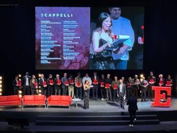 Le Guide de LEspresso hanno premiato21 ristoranti e 7 cantine Le Guide de LEspresso hanno premiato21 ristoranti e 7 cantine