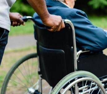 Legge 104 tra 3 mesi aumentano permessi a chi spettano Legge 104 tra 3 mesi aumentano permessi a chi spettano