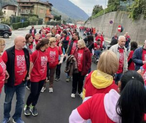 Lumezzane grande partecipazione alla camminata per la sclerosi multipla Lumezzane grande partecipazione alla camminata per la sclerosi multipla