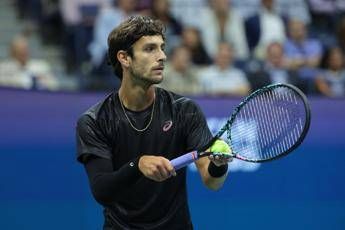 Musetti debutto ok a Shanghai Comesana ko in due set