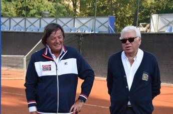 Pietrangeli risposta a Panatta con polemica Non sei lunico ad aver vinto a Parigi Pietrangeli risposta a Panatta con polemica Non sei lunico ad aver vinto a Parigi