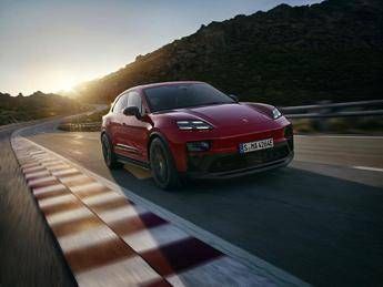 Porsche Macan GTS elettrica lanima sportiva del SUV di Stoccarda Porsche Macan GTS elettrica lanima sportiva del SUV di Stoccarda