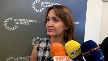 Rovere Poste I lavoratori senior trasmettono esperienza a nuove generazioni Rovere Poste I lavoratori senior trasmettono esperienza a nuove generazioni