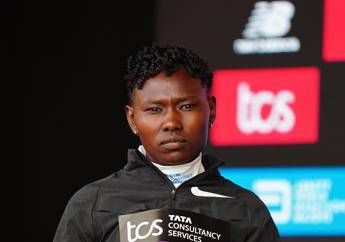 Ruth Chepngetich squalificata per 3 anni per doping e la detentrice del record mondiale di maratona Ruth Chepngetich squalificata per 3 anni per doping e la detentrice del record mondiale di maratona