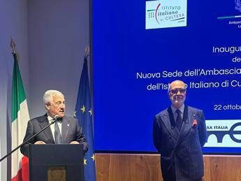 Tajani a Londra inaugura Casa Italia Vetrina del nostro Sistema Tajani a Londra inaugura Casa Italia Vetrina del nostro Sistema