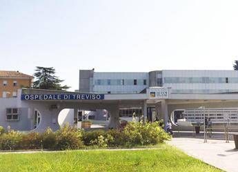 Treviso neonata partorita in casa muore per choc emorragico disposta autopsia Treviso neonata partorita in casa muore per choc emorragico disposta autopsia