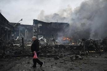 Ucraina ancora droni russi contro Kiev morti e feriti nella capitale Ucraina ancora droni russi contro Kiev morti e feriti nella capitale