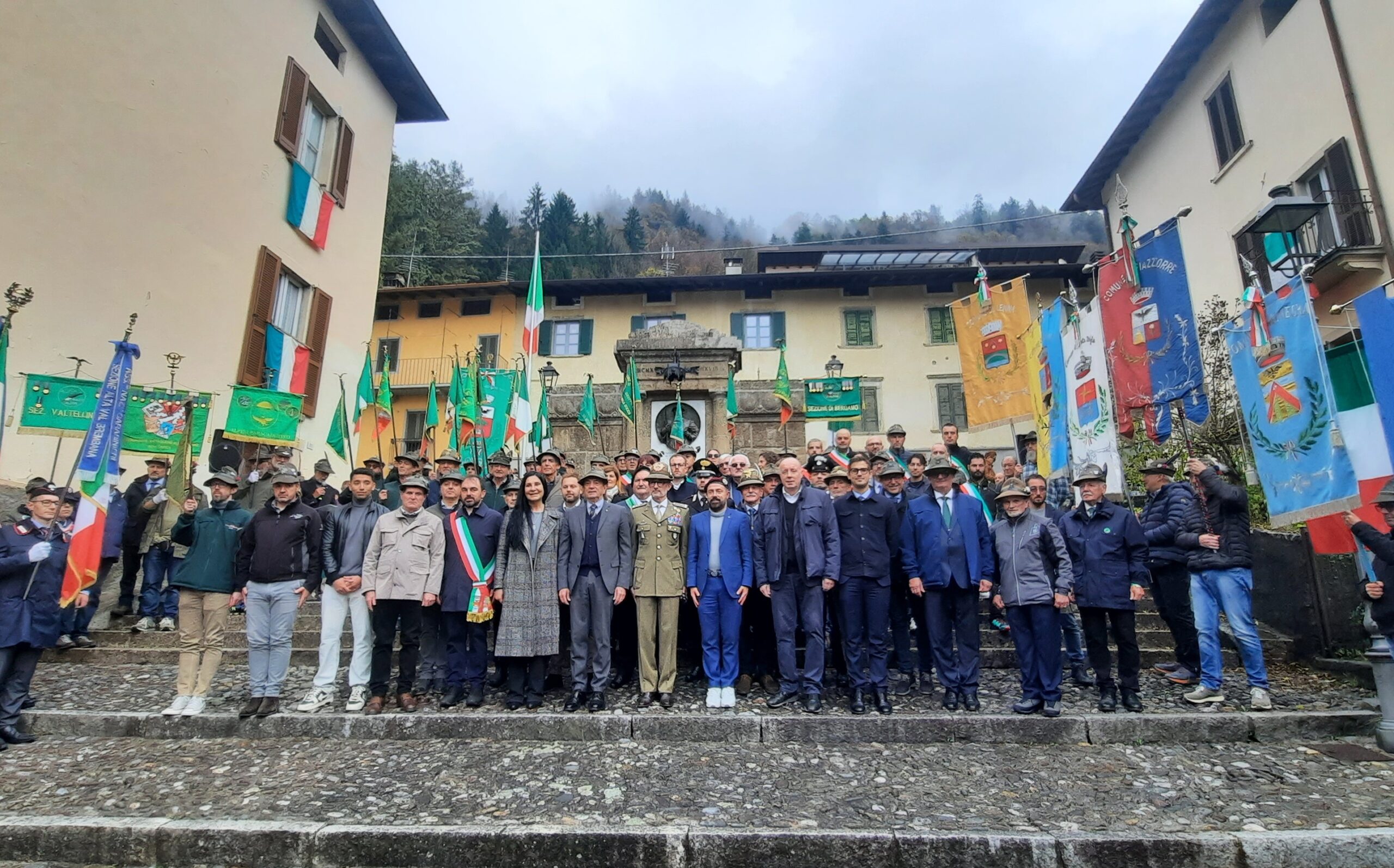 20251101 225423 scaled 20251101 225423 scaled