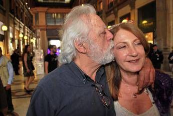 Addio a Bibi moglie e musa del disegnatore Sergio Staino aveva 74 anni Addio a Bibi moglie e musa del disegnatore Sergio Staino aveva 74 anni