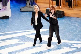 Amici oggi domenica 23 novembre ospiti e anticipazioni