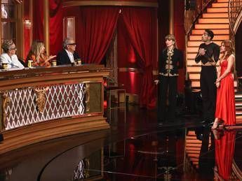 Ballando Selvaggia Lucarelli accusa Filippo Magnini Tu bluffi non sei vero Ballando Selvaggia Lucarelli accusa Filippo Magnini Tu bluffi non sei vero