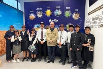 Barilla con Porte aperte oltre 6.000 visitatori allinsegna della trasparenza Barilla con Porte aperte oltre 6.000 visitatori allinsegna della trasparenza