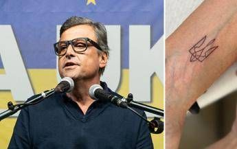 Calenda e il tatuaggio per lUcraina Segno di vicinanza ho un legame forte Calenda e il tatuaggio per lUcraina Segno di vicinanza ho un legame forte