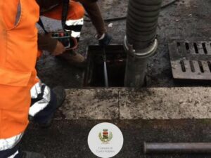 Costa Volpino completata la pulizia di 474 caditoie e griglie stradali Costa Volpino completata la pulizia di 474 caditoie e griglie stradali