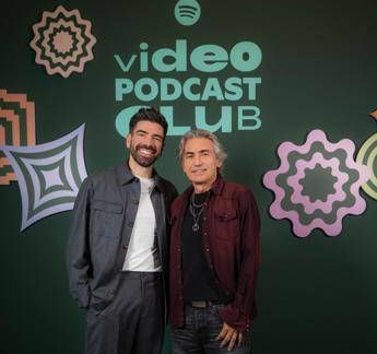Digitale Spotify per video podcast in Italia le ore di visione sono aumentate del 175 in un anno
