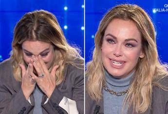 Domenica In Sonia Bruganelli Vorrei ripartire dallinizio come madre Domenica In Sonia Bruganelli Vorrei ripartire dallinizio come madre