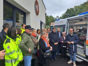 ESINE – ANDOS Vallecamonica Sebino dona unambulanza allASST una nuova risorsa per i trasporti sanitari ESINE – ANDOS Vallecamonica Sebino dona unambulanza allASST una nuova risorsa per i trasporti sanitari