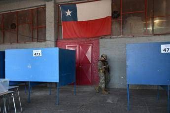 Elezioni presidenziali in Cile urne aperte oggi candidati e pronostici Elezioni presidenziali in Cile urne aperte oggi candidati e pronostici