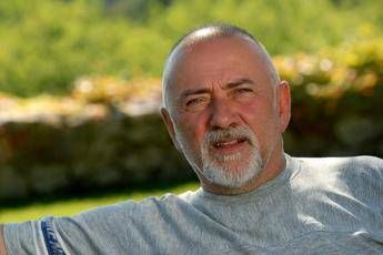 Giorgio Faletti il ricordo della moglie a La volta buona Quella assurda coincidenza Giorgio Faletti il ricordo della moglie a La volta buona Quella assurda coincidenza