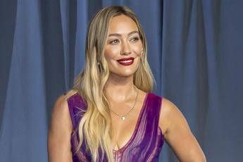 Hilary Duff torna dopo 10 anni e arrivato il singolo Mature