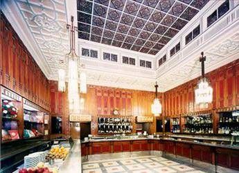 Il campo largo boccia il gelato alla buvette della Camera Pensiamo a problemi italiani