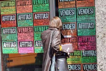 In Italia sempre piu single Lo dice anche il mercato delle case In Italia sempre piu single Lo dice anche il mercato delle case