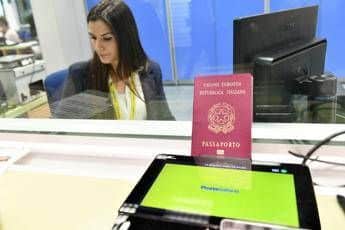 Poste da Brescia a Vercelli sale a 3.215 numero uffici abilitati al rilascio o al rinnovo del passaporto Poste da Brescia a Vercelli sale a 3.215 numero uffici abilitati al rilascio o al rinnovo del passaporto