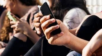 Quando e in difficolta oltre il 40 degli adolescenti si rivolge allIntelligenza artificiale Quando e in difficolta oltre il 40 degli adolescenti si rivolge allIntelligenza artificiale