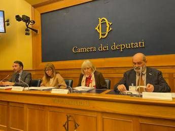 Sanita neurologo Gasperini Intergruppo sclerosi multipla per dare risposte ai pazienti Sanita neurologo Gasperini Intergruppo sclerosi multipla per dare risposte ai pazienti