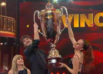 Andrea Delogu trionfa a Ballando con le stelle Grazie alla mia famiglia e al mio maestro Nikita