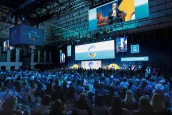 Costa Crociere con Sea Land wonder platform levoluzione del viaggio esperienziale