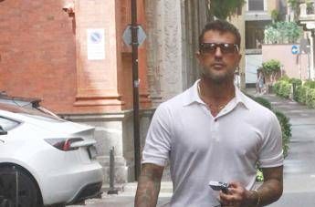 Denuncia di Signorini e inchiesta per revenge porn Corona in procura