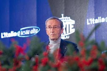 Gianfranco Fini ad Atreju 17 anni dopo Ritorno a casa errore sciogliere Alleanza nazionale Gianfranco Fini ad Atreju 17 anni dopo Ritorno a casa errore sciogliere Alleanza nazionale