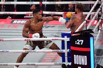 Joshua incidente in Nigeria il Suv si schianta 2 morti