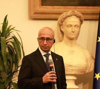 Lavoro Al Awadhi Q8 Innovazione e logistica ecologica per rivoluzione inclusiva Lavoro Al Awadhi Q8 Innovazione e logistica ecologica per rivoluzione inclusiva