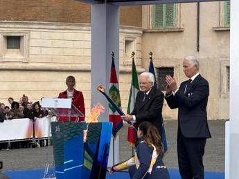 Milano Cortina Mattarella accende braciere Pace e nel dna olimpico tregua sia rinnovata