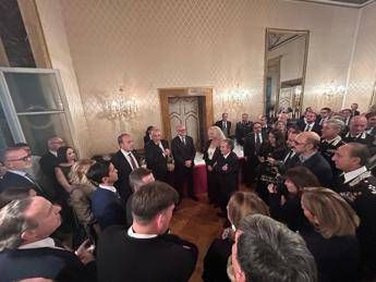 Parterre deccezione a Palazzo Valentini per il brindisi di Natale con il prefetto Giannini Piantedosi Casellati e Gualtieri Parterre deccezione a Palazzo Valentini per il brindisi di Natale con il prefetto Giannini Piantedosi Casellati e Gualtieri